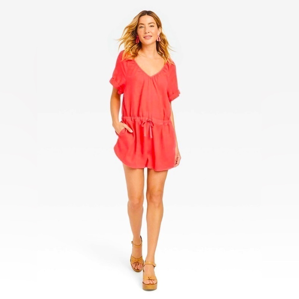 Universal Threads Linen Blend Coral Short Sleeve Romper. Size XS